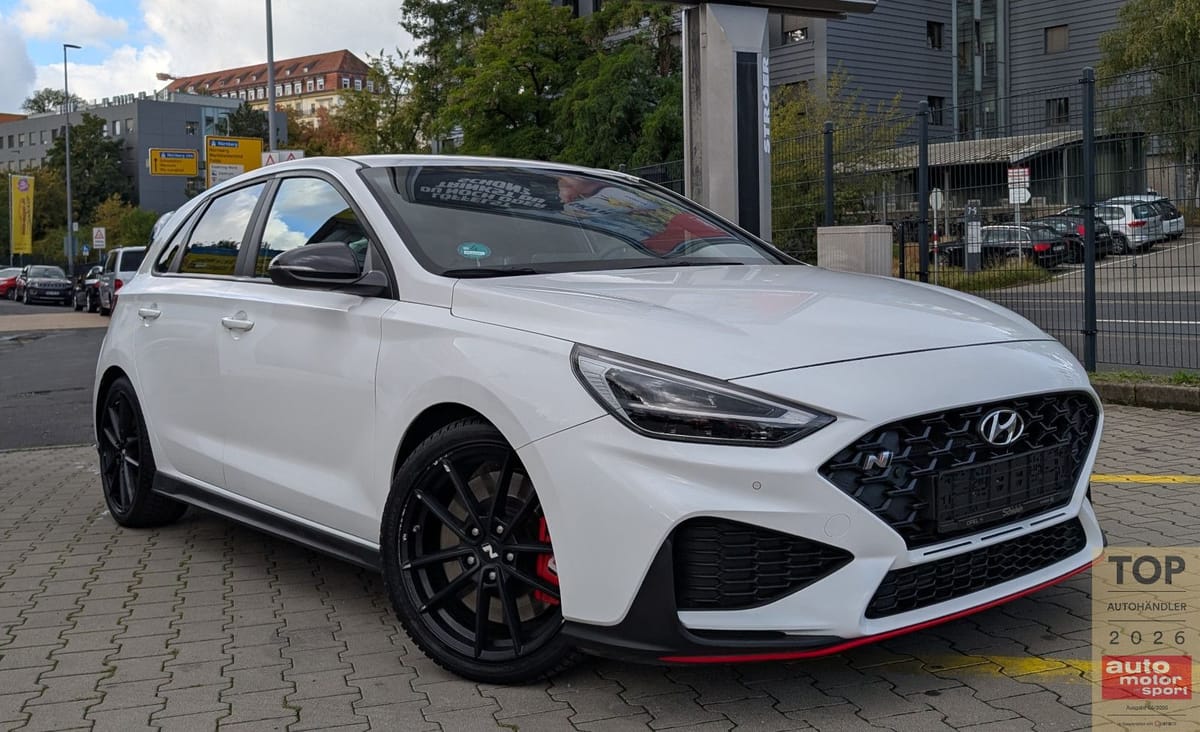 Hyundai i30 2.0 N-Performance*1.Hd*Auto*LED*RKam*CarPlay foto 3