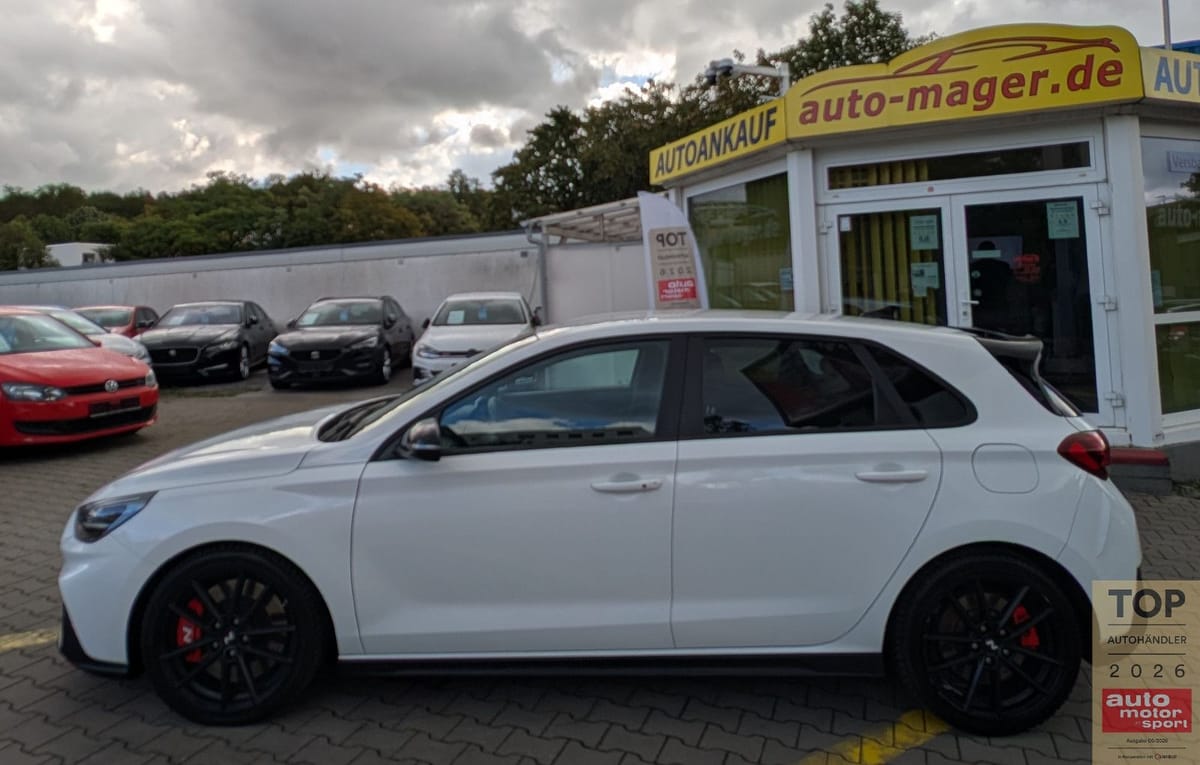 Hyundai i30 2.0 N-Performance*1.Hd*Auto*LED*RKam*CarPlay foto 8
