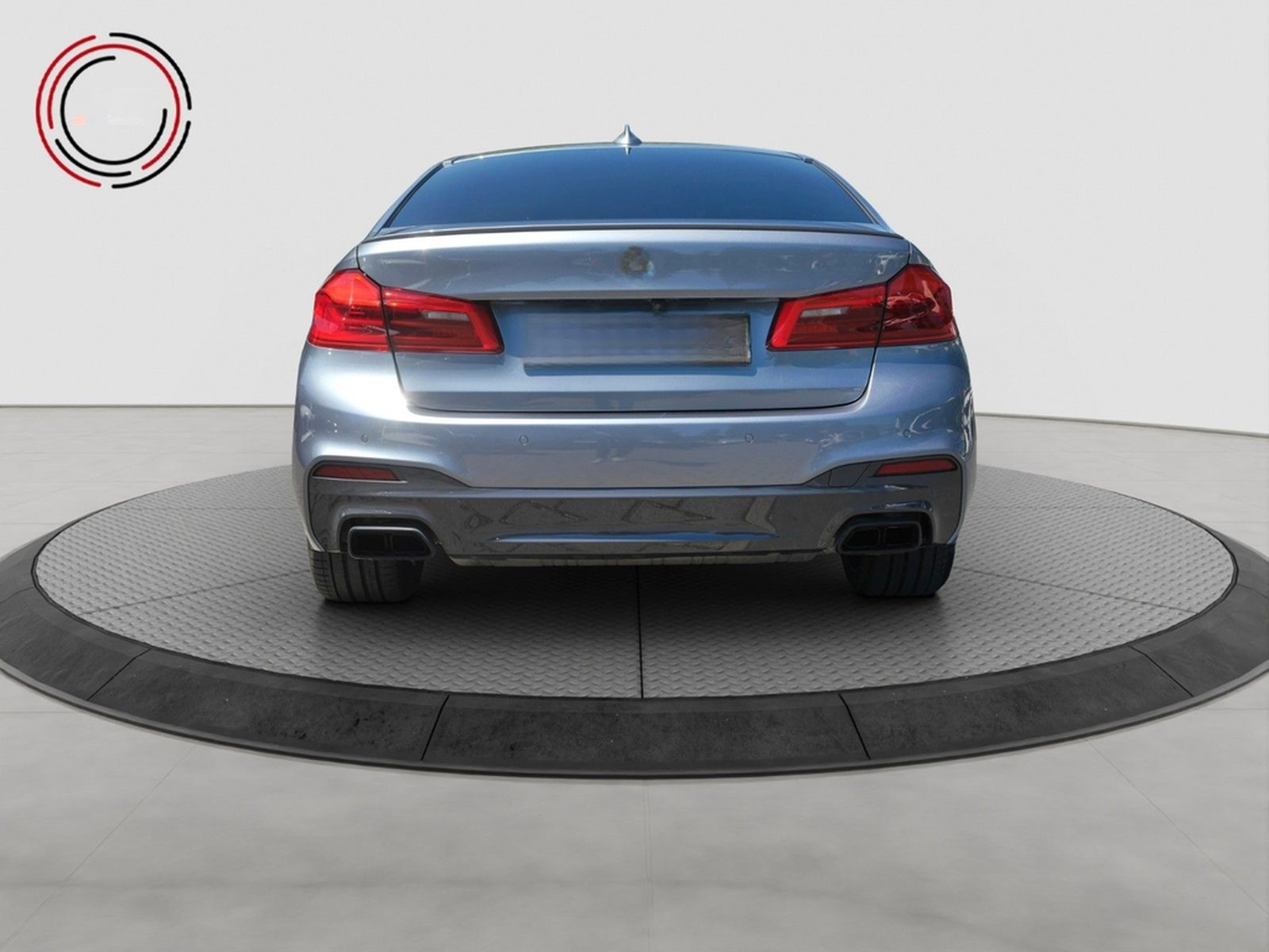 BMW M550i xDrive DIGITACHO HUD 360° H&K 20" STANDH foto 6