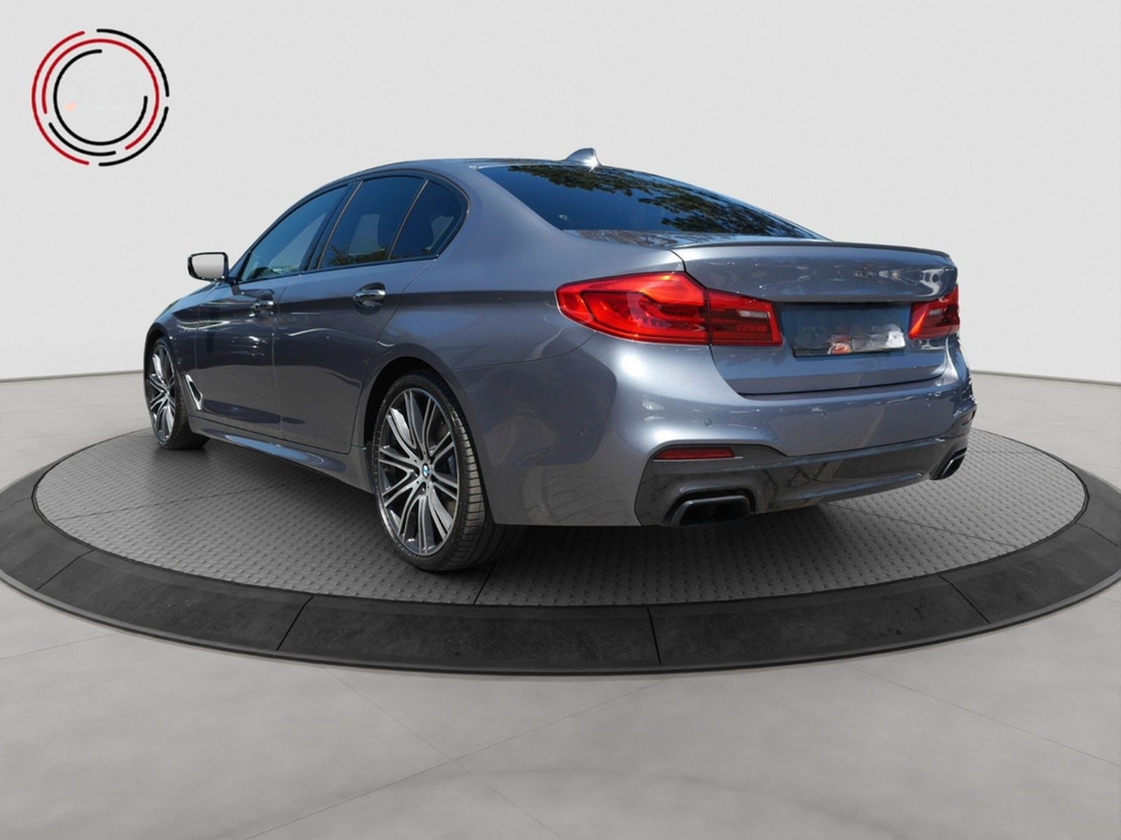 BMW M550i xDrive DIGITACHO HUD 360° H&K 20" STANDH foto 7