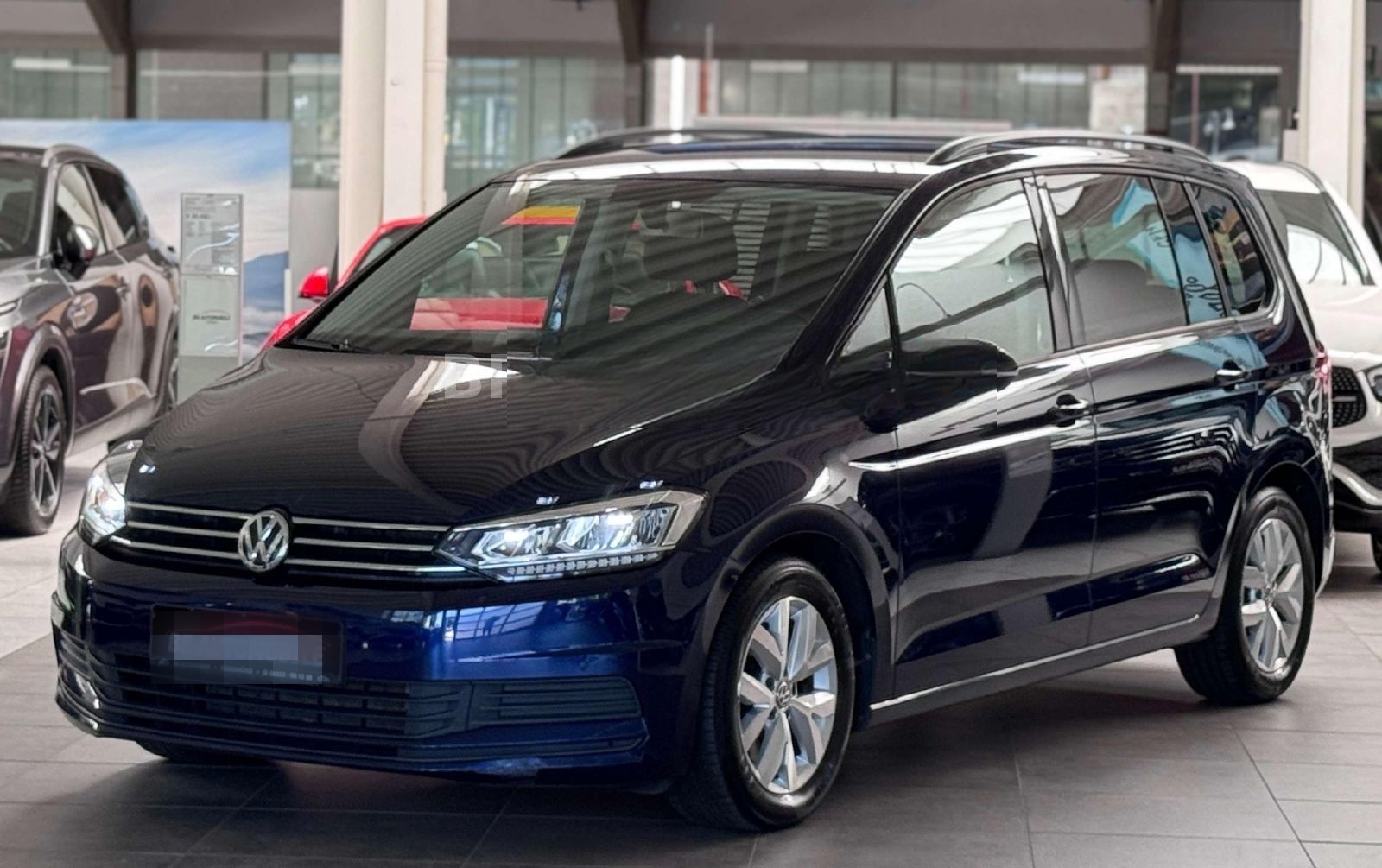 Volkswagen Touran Comfortline*7-Sitze*LED*Navi*Alcantara*Tü foto 3