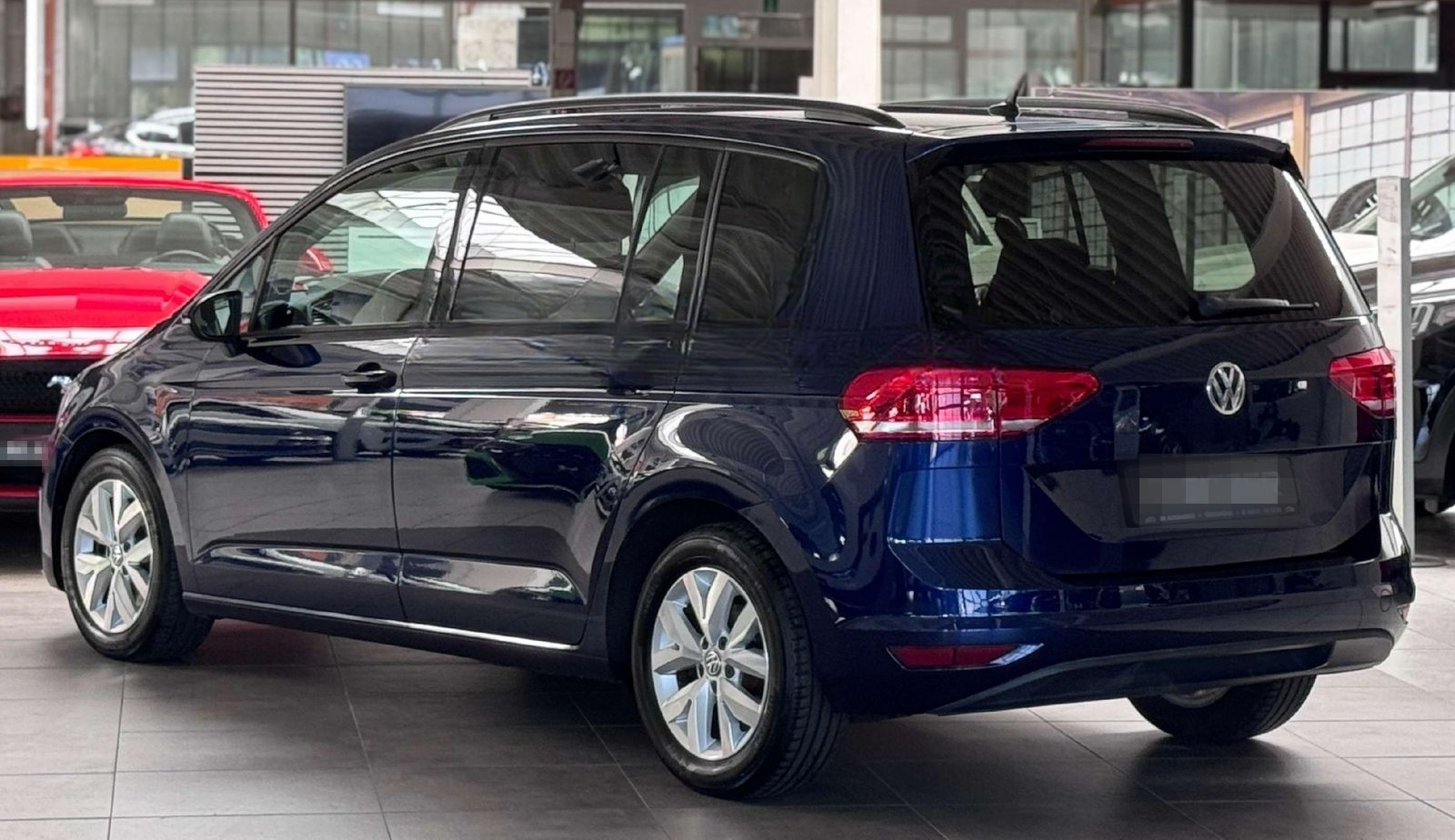 Volkswagen Touran Comfortline*7-Sitze*LED*Navi*Alcantara*Tü foto 4