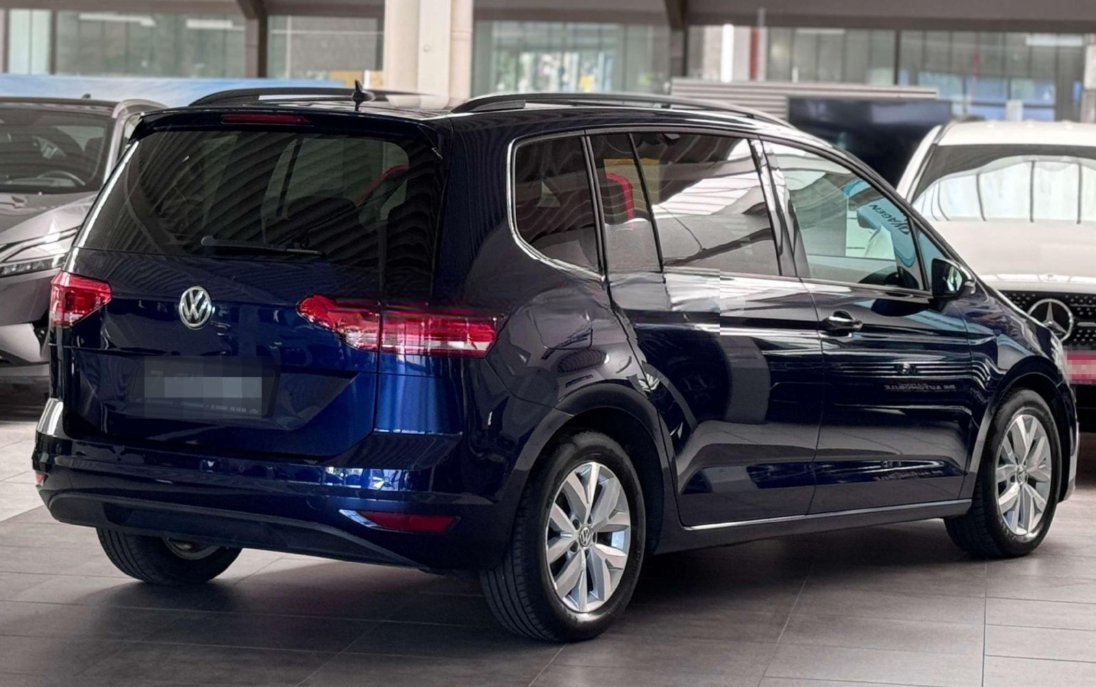 Volkswagen Touran Comfortline*7-Sitze*LED*Navi*Alcantara*Tü foto 5