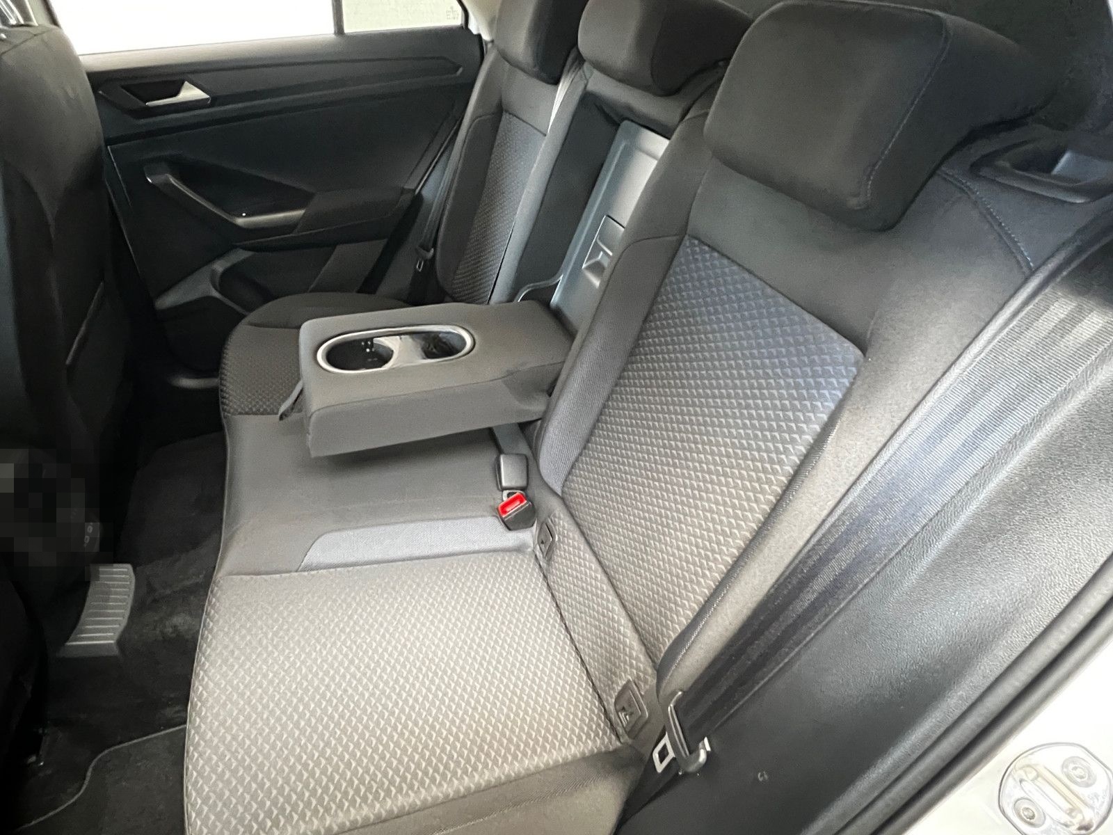 Volkswagen T-Roc 1.5 TSI United Navi SHZG PDC Active foto 18