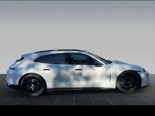 Porsche Taycan GTS Sport Turismo foto 17