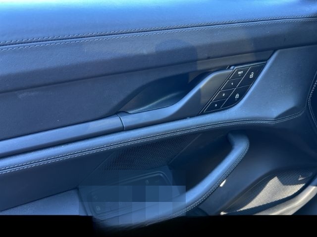 Porsche Taycan GTS Sport Turismo foto 22