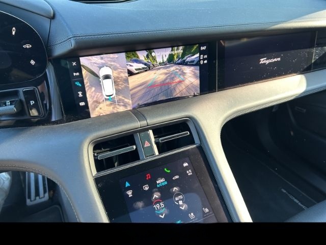 Porsche Taycan GTS Sport Turismo foto 8