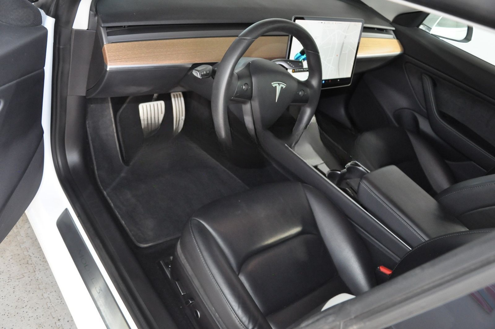 Tesla Model 3 Performance Dual AWD 355KW foto 15