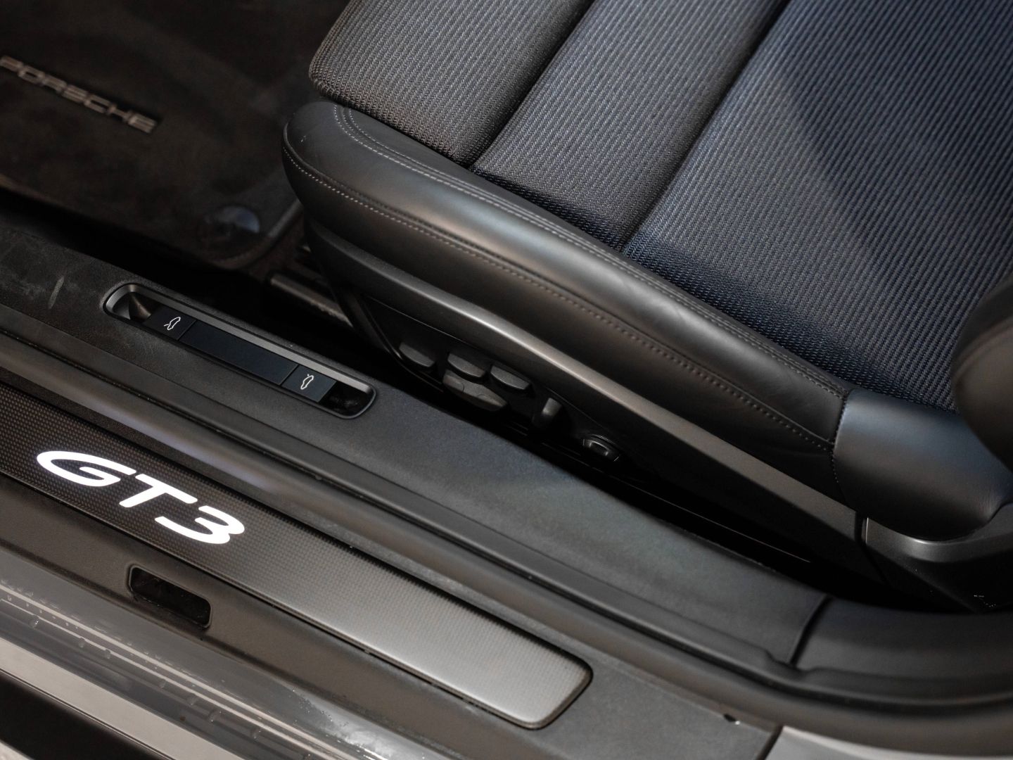 Porsche 911 GT3 mit Touring-Paket BOSE Lift-VA PDLS+ foto 21