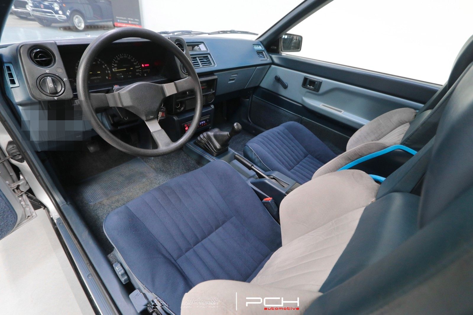 Toyota Corolla GT AE86 1.6 Twin Cam 16 Valves foto 6