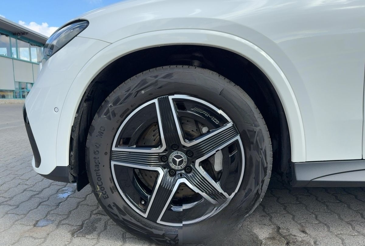 Mercedes-Benz GLC 300 d 4M AMG Line DigiLight|KeyGo|S-Dach|TWA foto 12