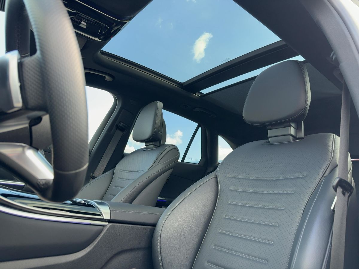 Mercedes-Benz GLC 300 d 4M AMG Line DigiLight|KeyGo|S-Dach|TWA foto 13