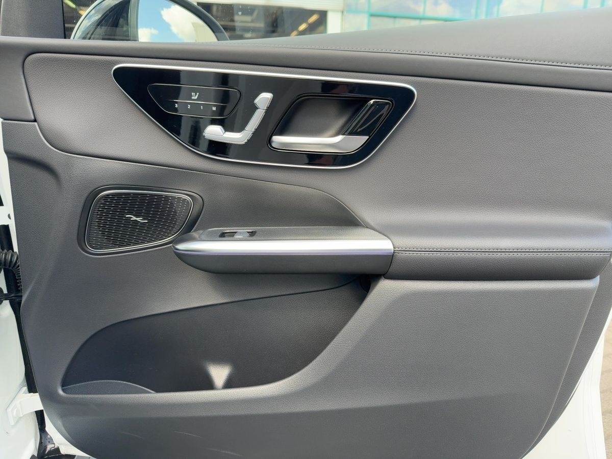 Mercedes-Benz GLC 300 d 4M AMG Line DigiLight|KeyGo|S-Dach|TWA foto 20