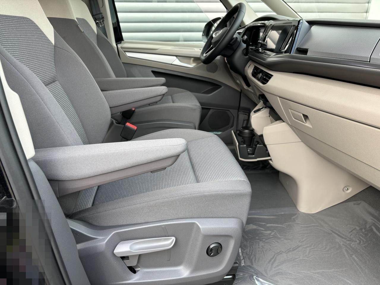 Volkswagen T7 Multivan 2.0 TDI DSG Rückfahrk. Navi foto 16