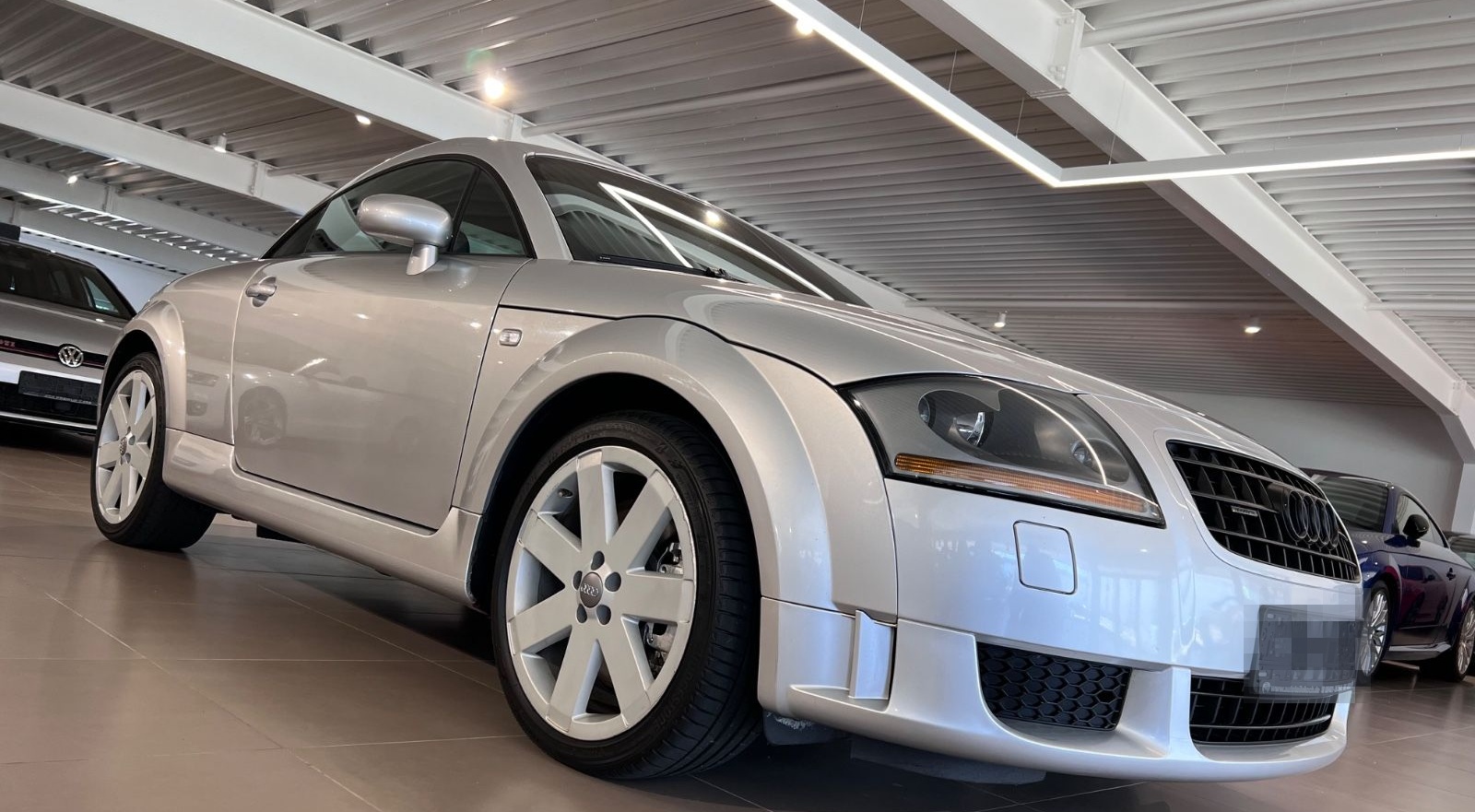 Audi TT Coupe 3.2 V6 DSG quattro BOSE NAVI KETTEN NEU foto 15
