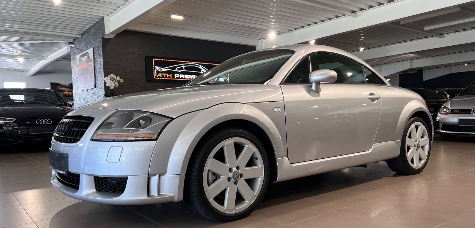 Audi TT Coupe 3.2 V6 DSG quattro BOSE NAVI KETTEN NEU foto 3