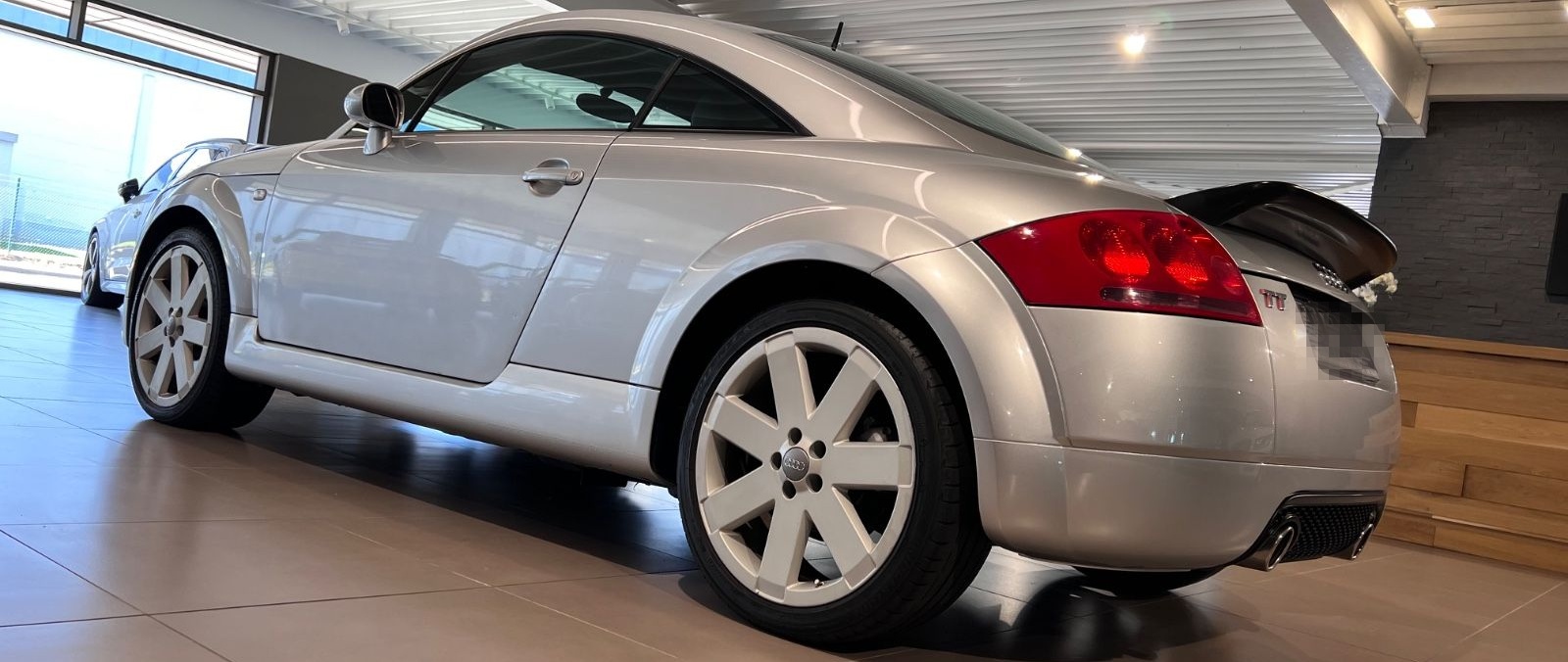 Audi TT Coupe 3.2 V6 DSG quattro BOSE NAVI KETTEN NEU foto 5