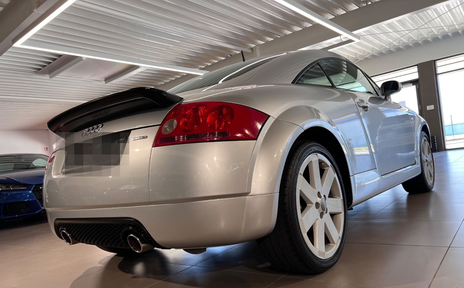 Audi TT Coupe 3.2 V6 DSG quattro BOSE NAVI KETTEN NEU foto 8