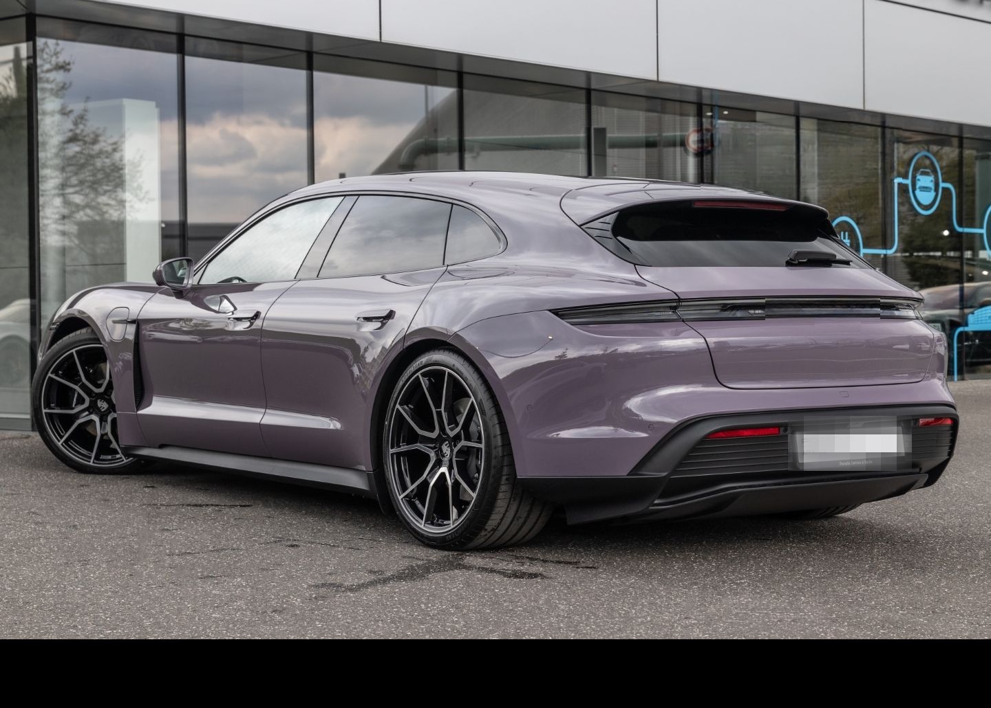 Porsche Taycan Sport Turismo Abstandstempomat LED-Matrix foto 3