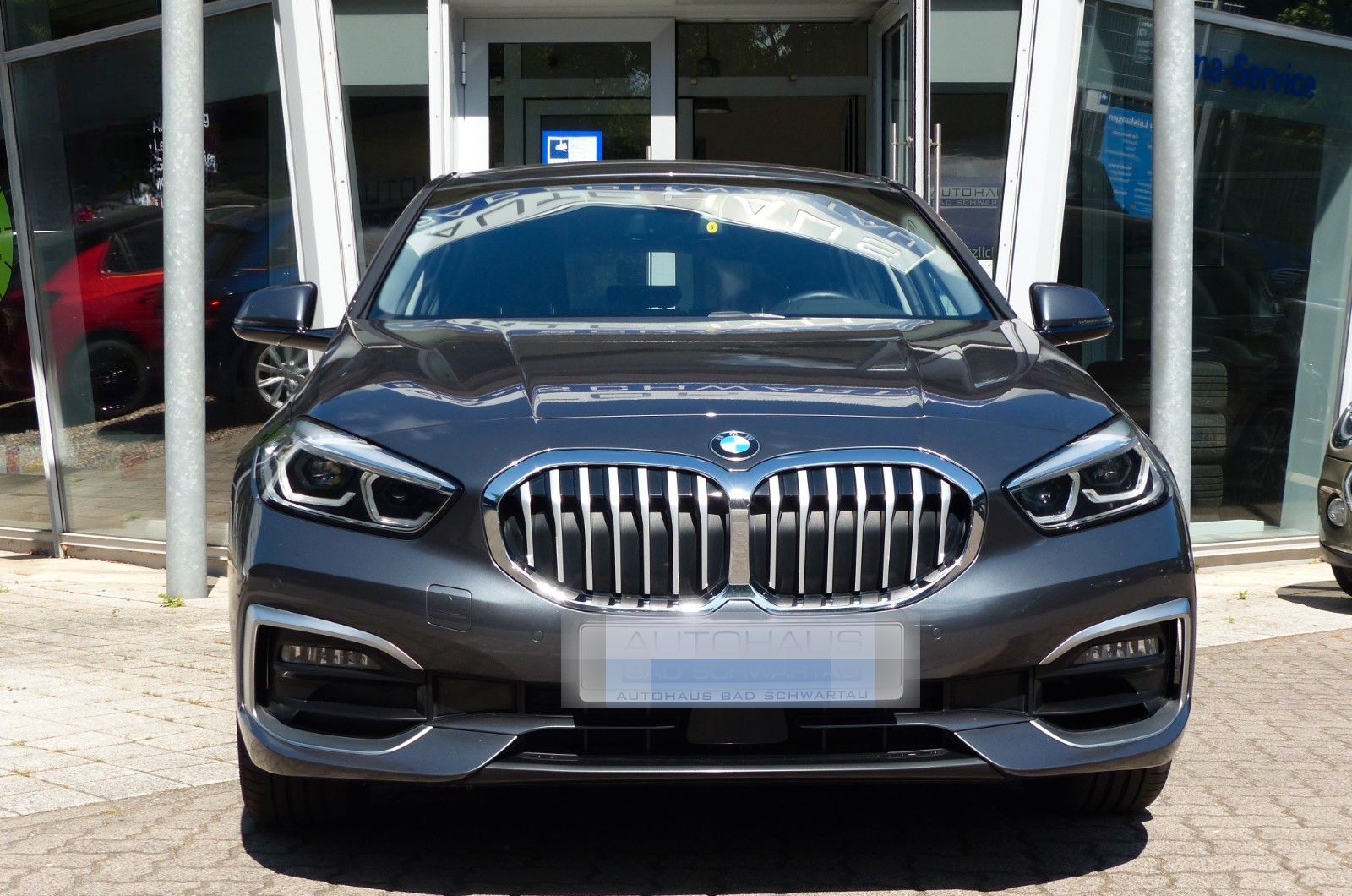 BMW 118i Aut. LuxuryLine,Driving-Ass.,HUD,Navi,LED foto 4