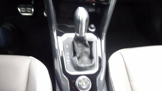 Volkswagen T-Roc 2.0 TSI Sport 4Motion Leder,Navi,LED,ACC foto 17