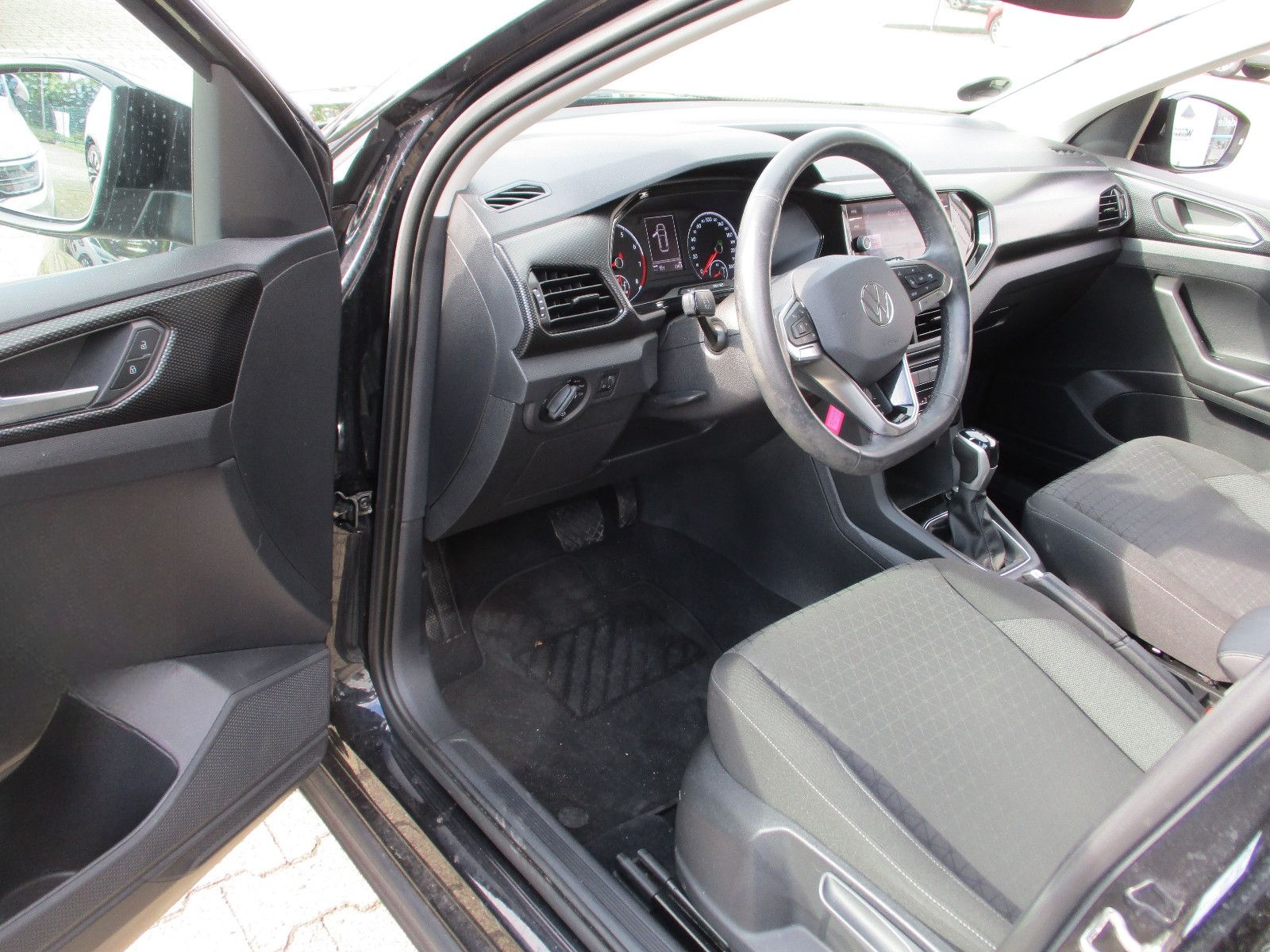 Volkswagen T-Cross Life DSG KAM ACC  Ready2Disc. foto 18