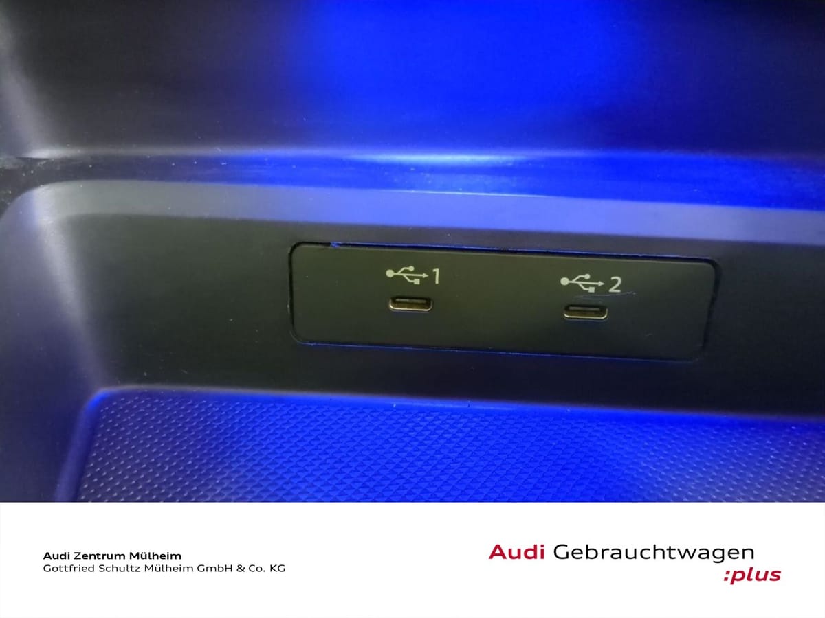 Audi RS3 Sportback 2.5 TFSI quattro Navi Pano LED vir foto 18
