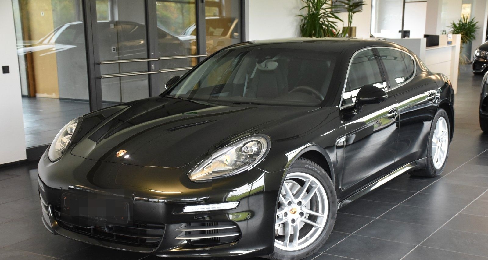 Porsche Panamera 4S PDK"EXCLUSIVE&TEQUIPMENT"FOND-ENTERT foto 2