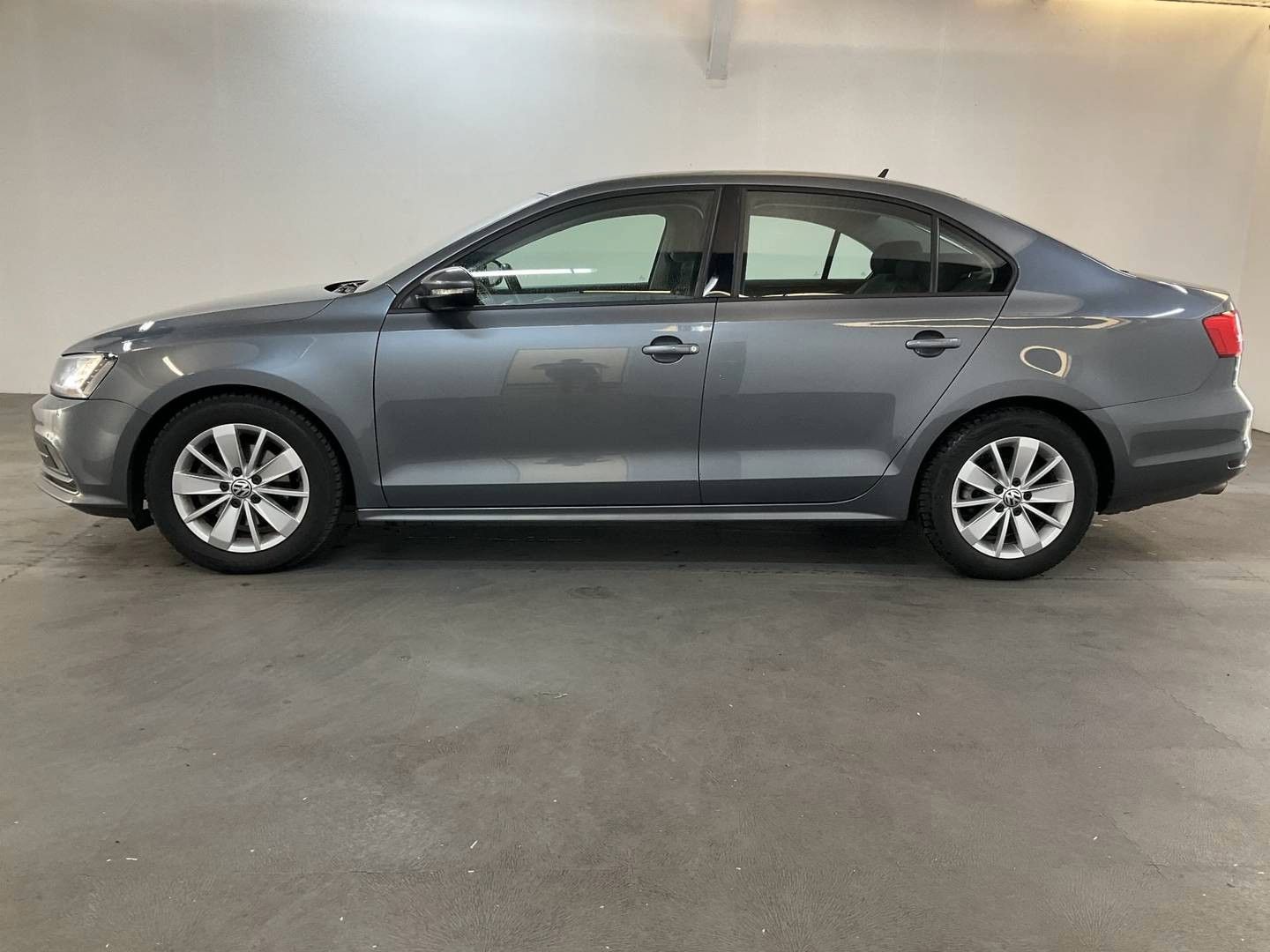 Volkswagen Jetta VI Basis BMT Xenon PDC LED Premium Klima foto 3
