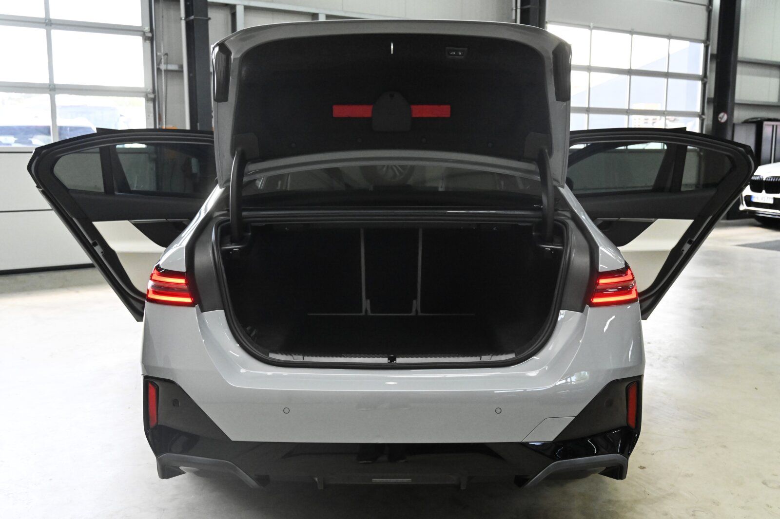 BMW 540d xDrive M-Sport PRO PANO INNO B&W CARBON 21' foto 5
