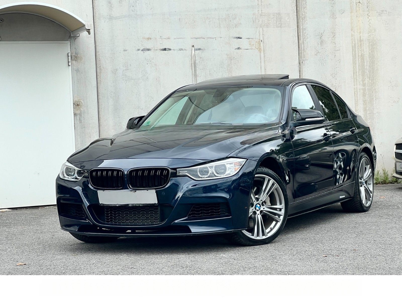 BMW 335i xDrive*M Performance*Harman-Kardon*19Z* foto 2