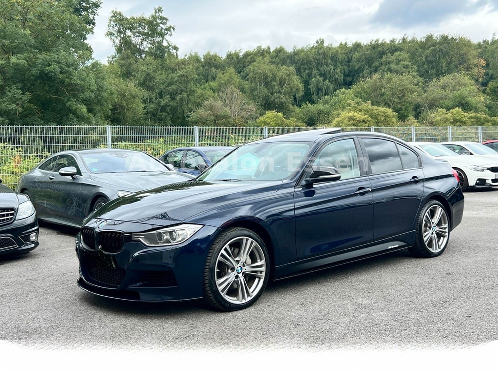 BMW 335i xDrive*M Performance*Harman-Kardon*19Z* foto 15