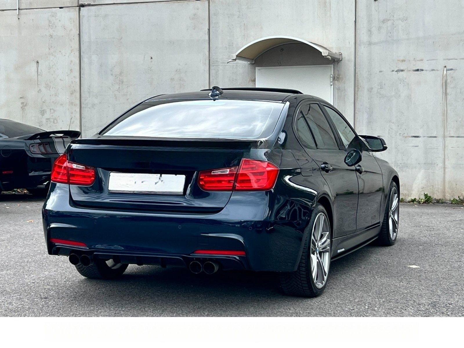 BMW 335i xDrive*M Performance*Harman-Kardon*19Z* foto 16