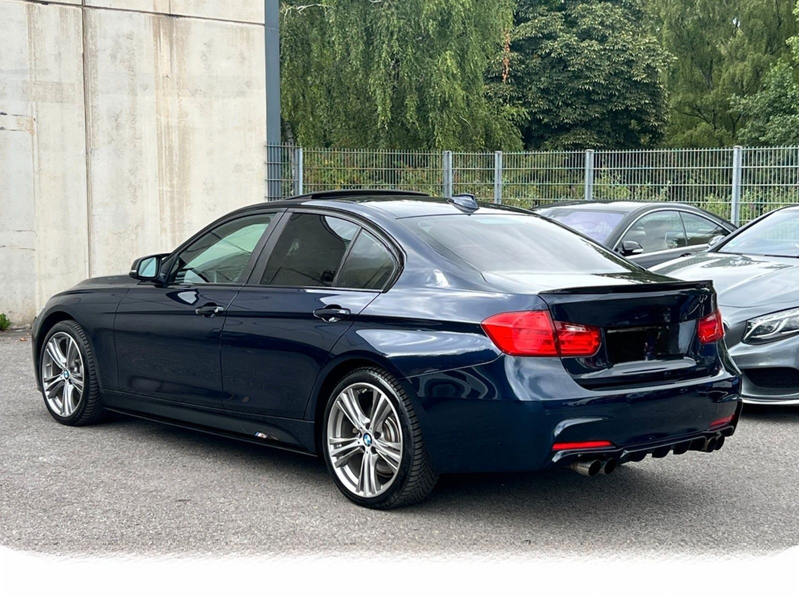 BMW 335i xDrive*M Performance*Harman-Kardon*19Z* foto 18