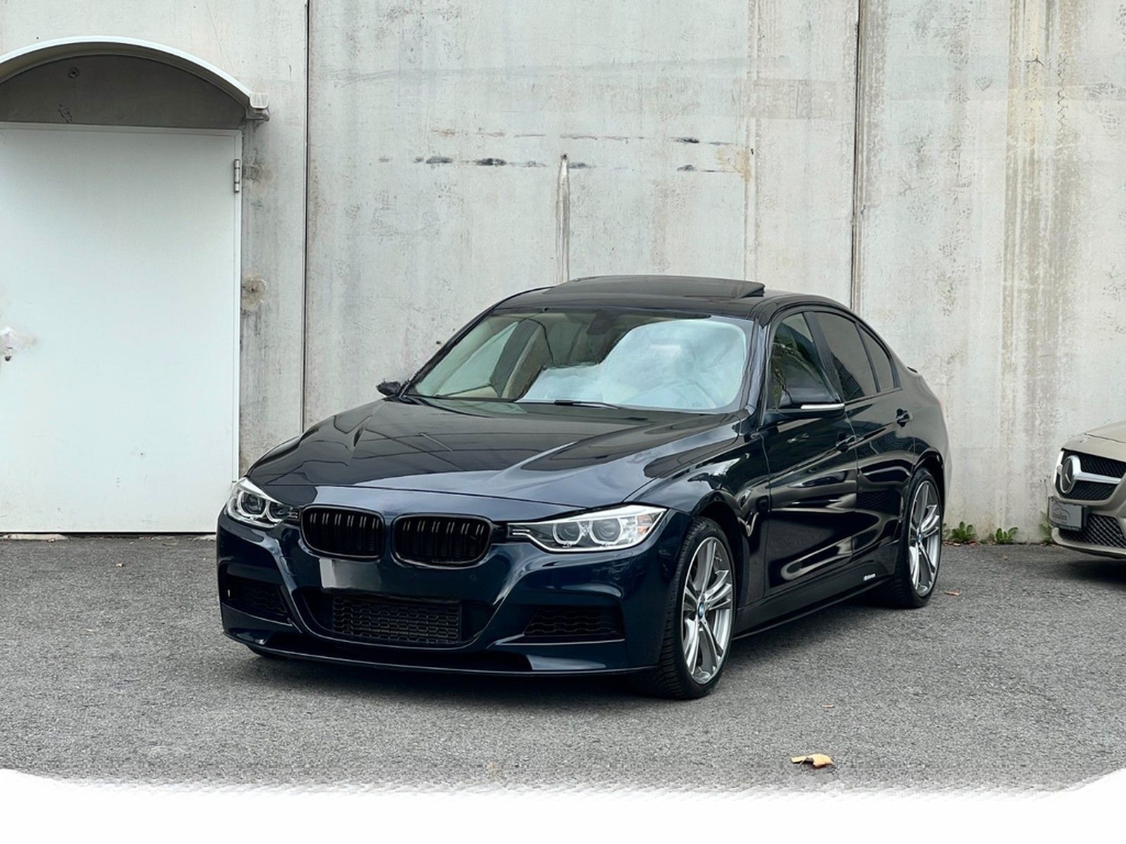 BMW 335i xDrive*M Performance*Harman-Kardon*19Z* foto 3