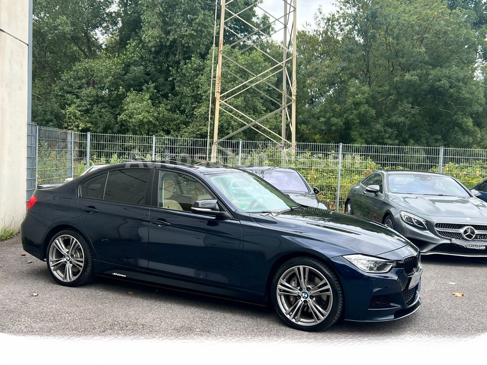BMW 335i xDrive*M Performance*Harman-Kardon*19Z* foto 9
