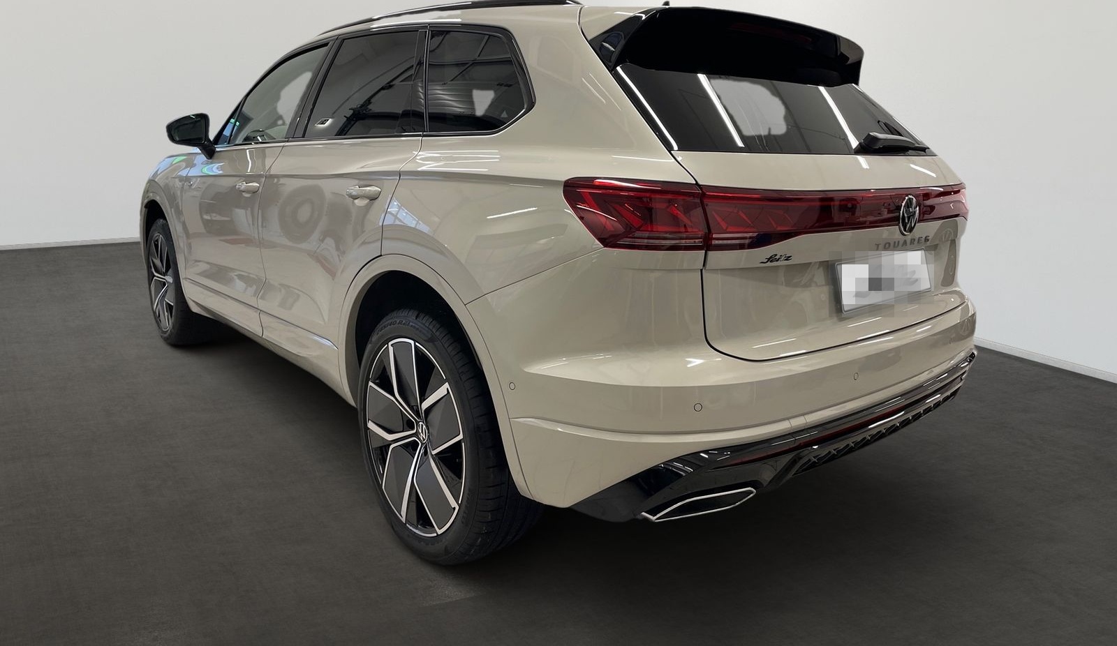 Volkswagen Touareg 3.0 TDI 4M R-Line *AHK*HEAD-UP*PANO* foto 5