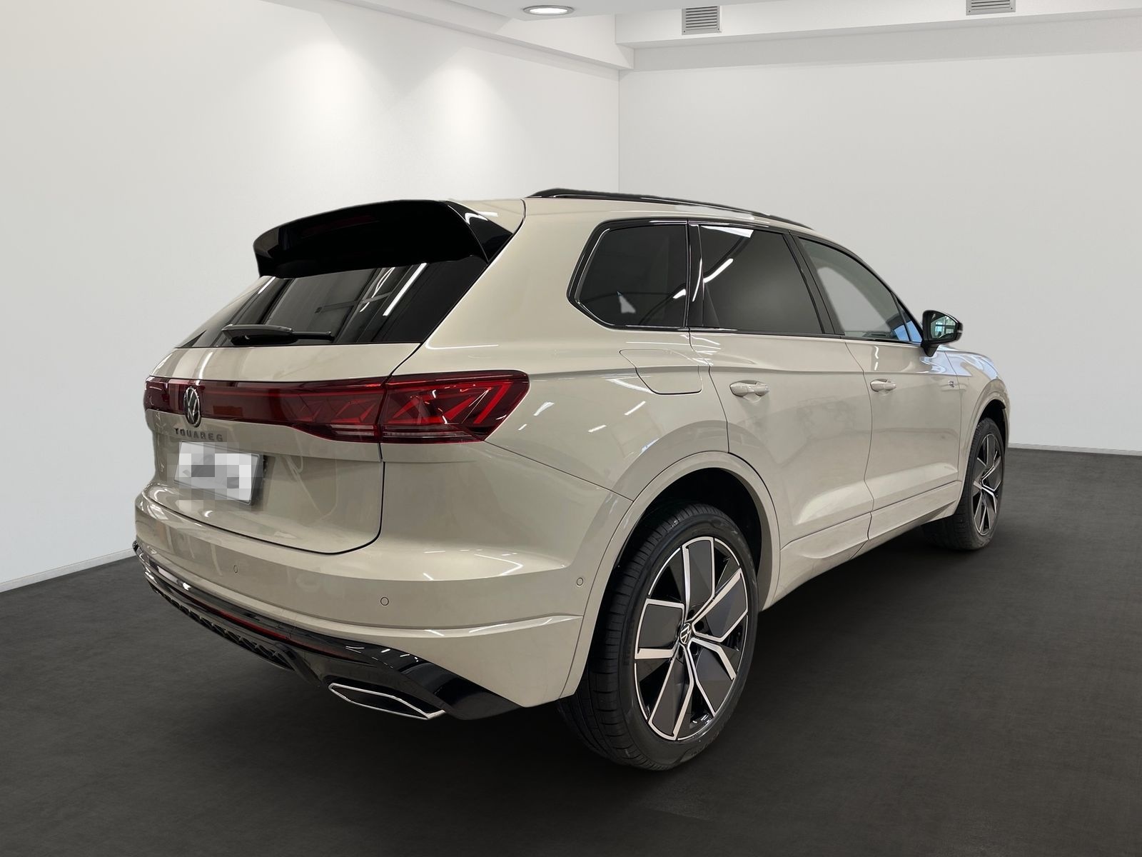 Volkswagen Touareg 3.0 TDI 4M R-Line *AHK*HEAD-UP*PANO* foto 6