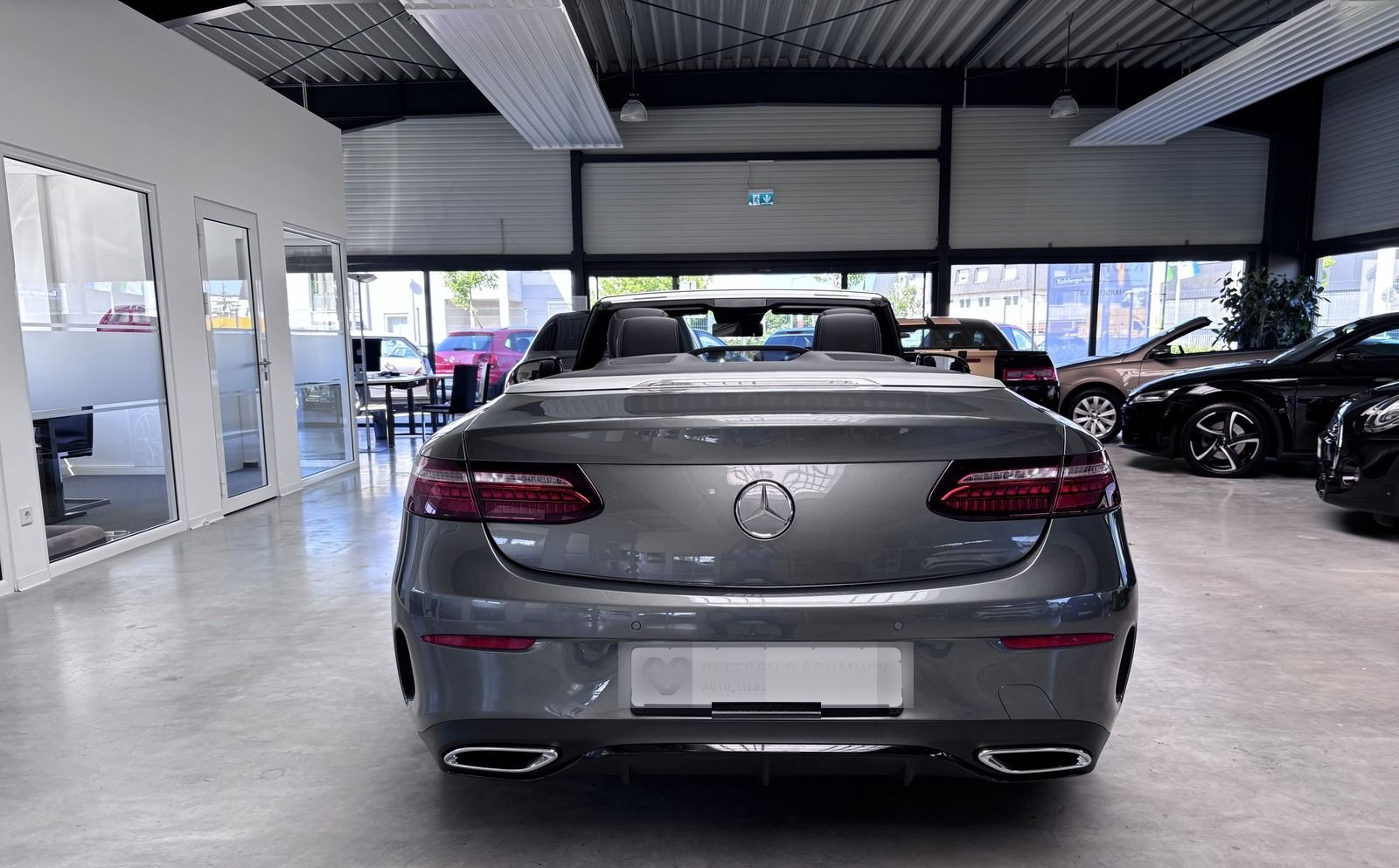 Mercedes-Benz E 220 CABRIO AMG AR+WIDE+MBUX+KAMERA+DAB+ALU+AHK foto 3