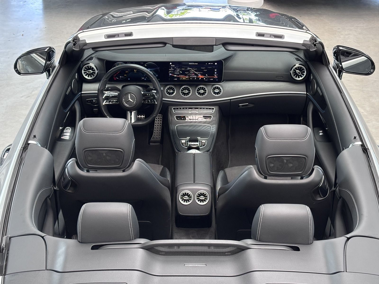 Mercedes-Benz E 220 CABRIO AMG AR+WIDE+MBUX+KAMERA+DAB+ALU+AHK foto 4