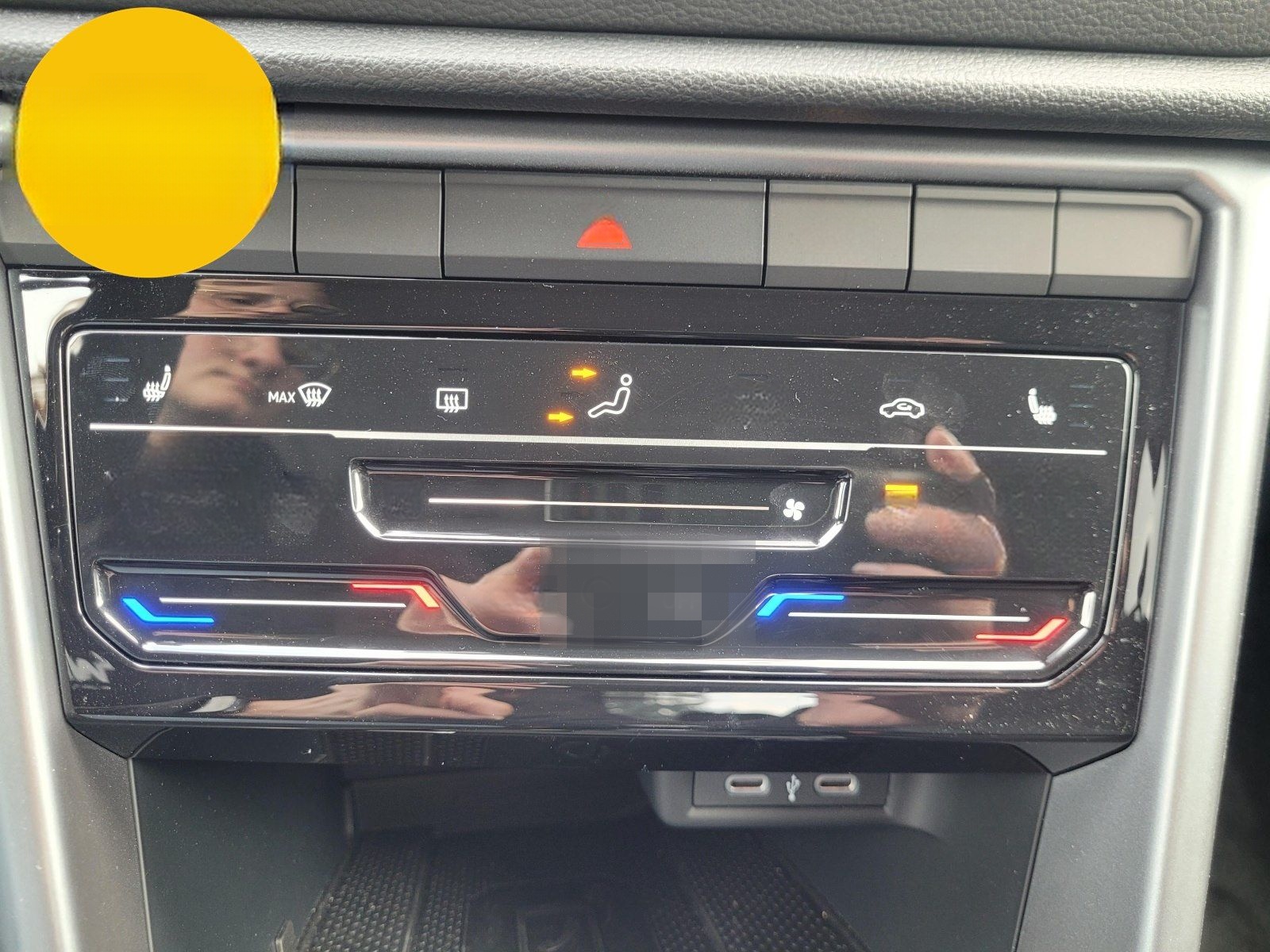 Volkswagen T-Roc 1.5 TSI Life *PDC*NAVI*SITZHEIZUNG* foto 15