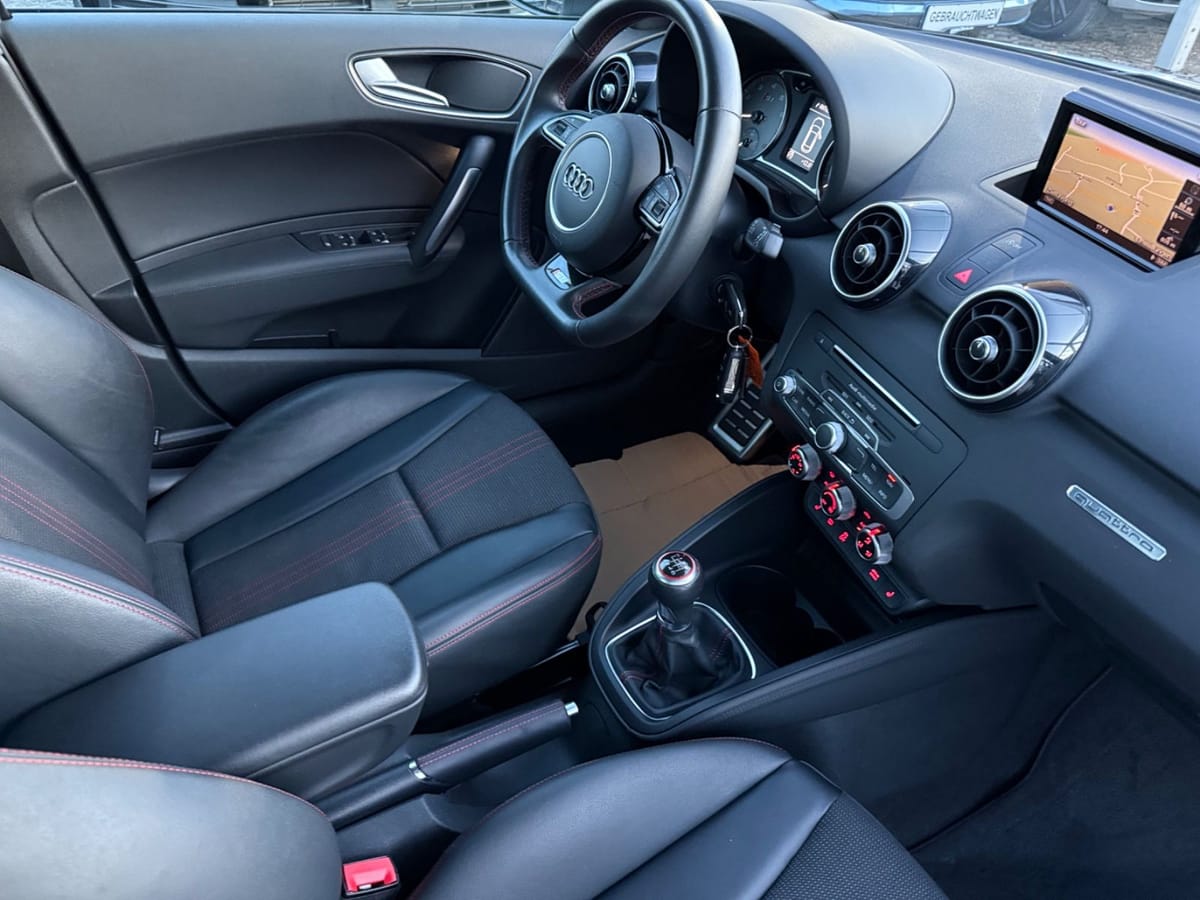 Audi S1 2.0 TFSI quattro Sportback Xenon Navi Leder foto 13