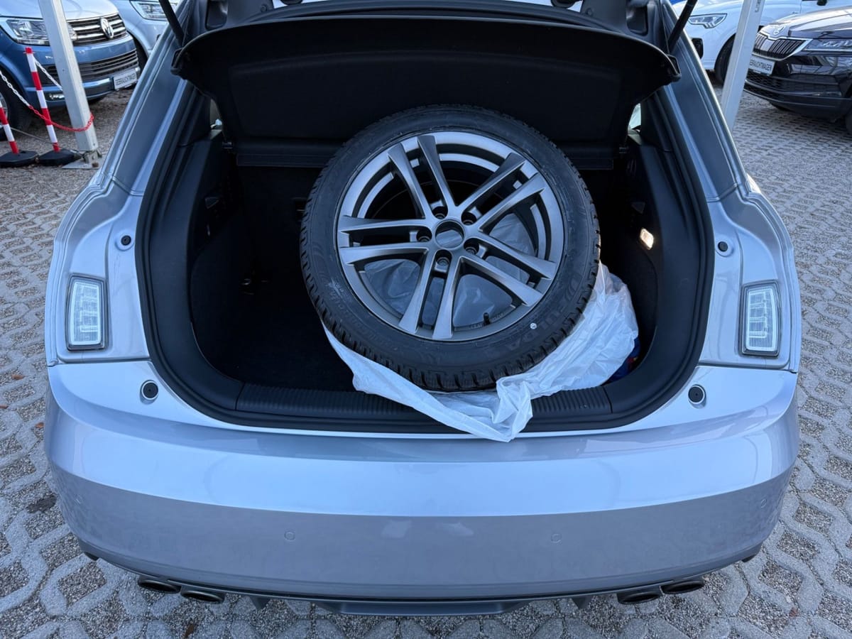 Audi S1 2.0 TFSI quattro Sportback Xenon Navi Leder foto 7