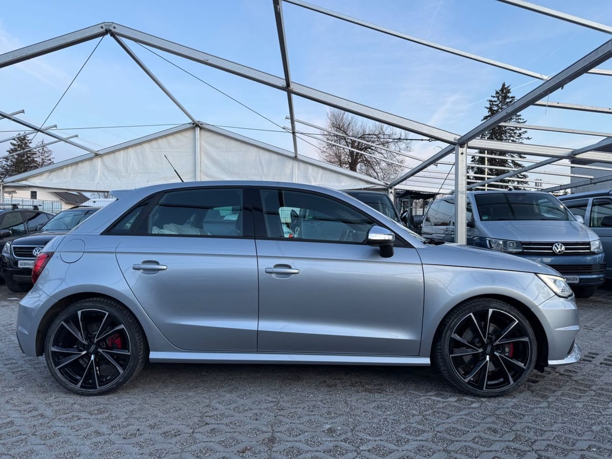 Audi S1 2.0 TFSI quattro Sportback Xenon Navi Leder foto 8