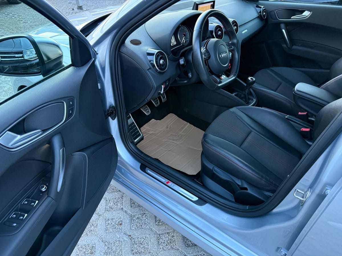 Audi S1 2.0 TFSI quattro Sportback Xenon Navi Leder foto 10