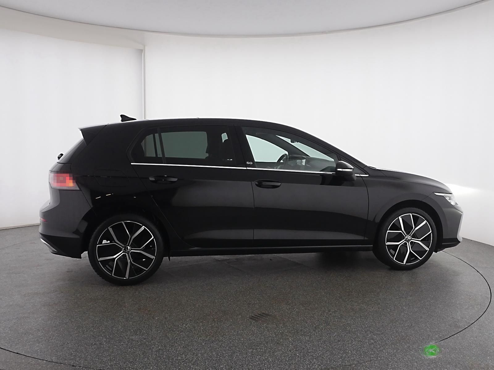 Volkswagen Golf 1.5 TSI Style Edition 50 IQ.LIGHT PANO AHK foto 12