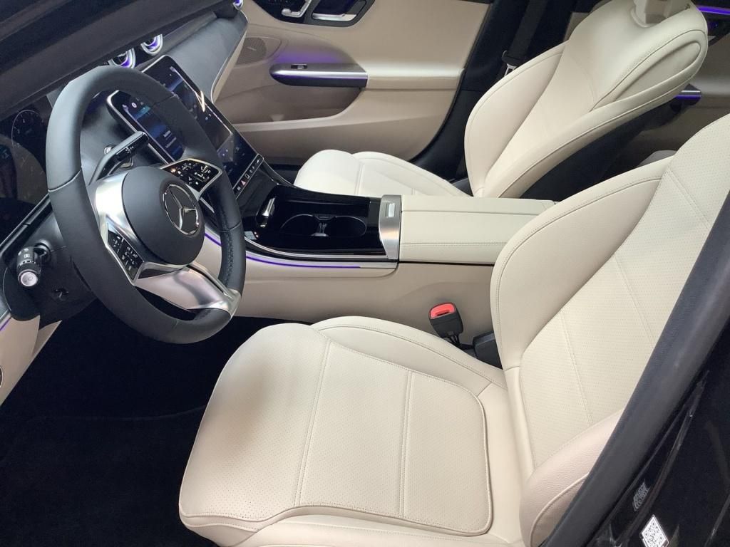 Mercedes-Benz C 180 AVANTGARDE+18''+LED HIGH PERFORMANCE+360° foto 8
