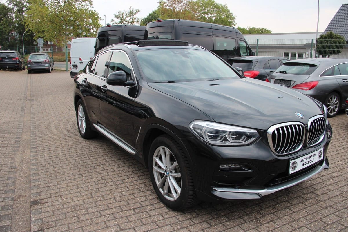 BMW X4 xDrive 30 d xLine, Pano, SHZ, X Line foto 2