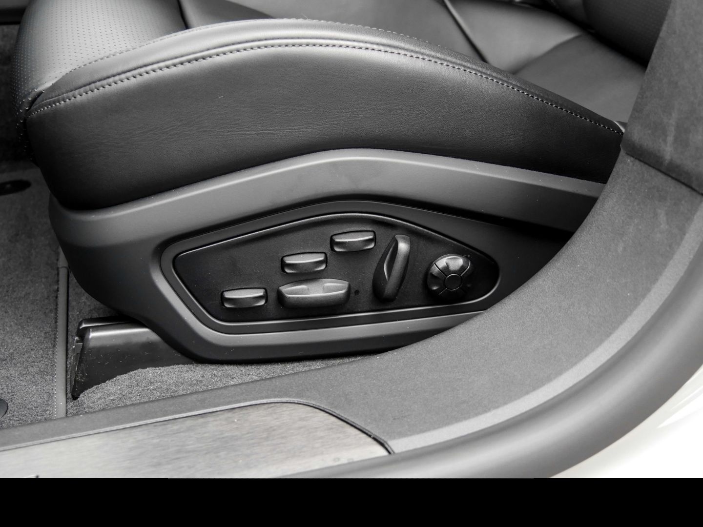 Porsche Taycan Sport Turismo BOSE Panorama LED-Matrix foto 15