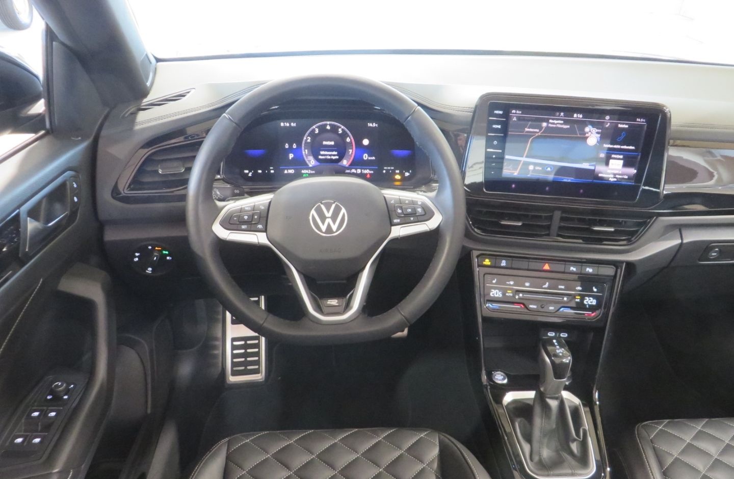Volkswagen T-Roc Cabriolet R-Line 1.5 TSI 7-DSG ACC AHK IQL foto 9